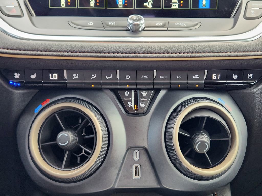 Certified 2024 Chevrolet Blazer Premier w/ Driver Confidence II Package image 19