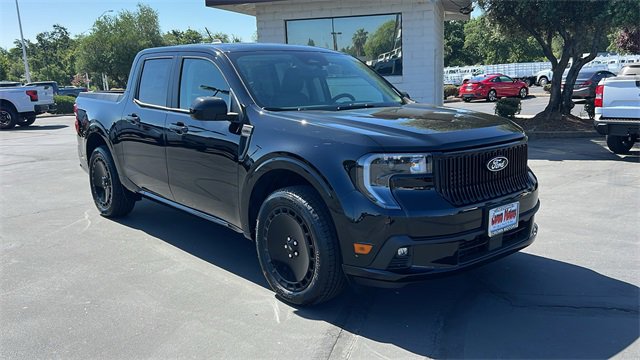 New 2025 Ford Maverick Lobo image 2