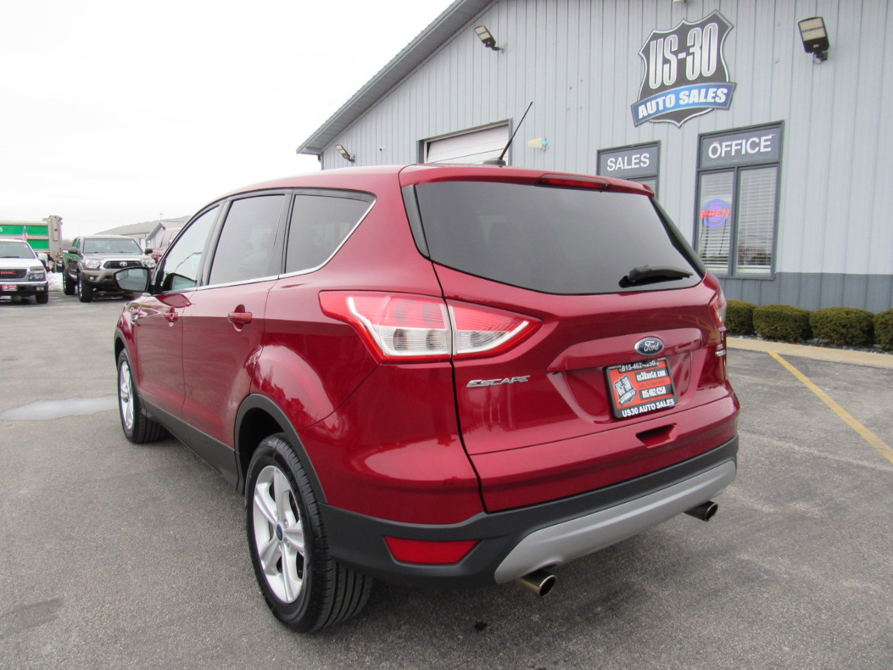 Used 2015 Ford Escape SE image 3
