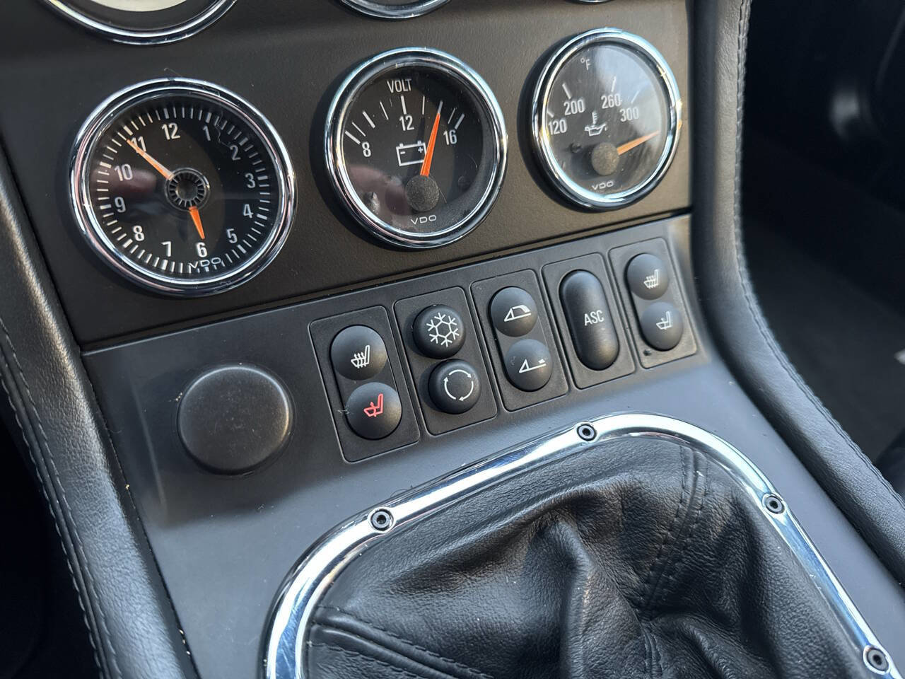 Used 2000 BMW Z3 image 30