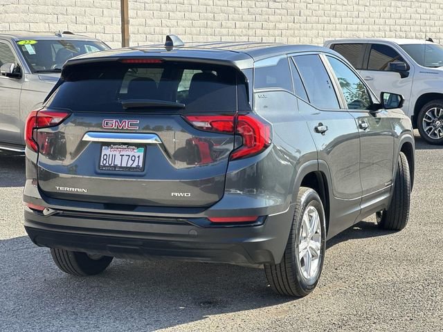 Used 2021 GMC Terrain SLE image 4