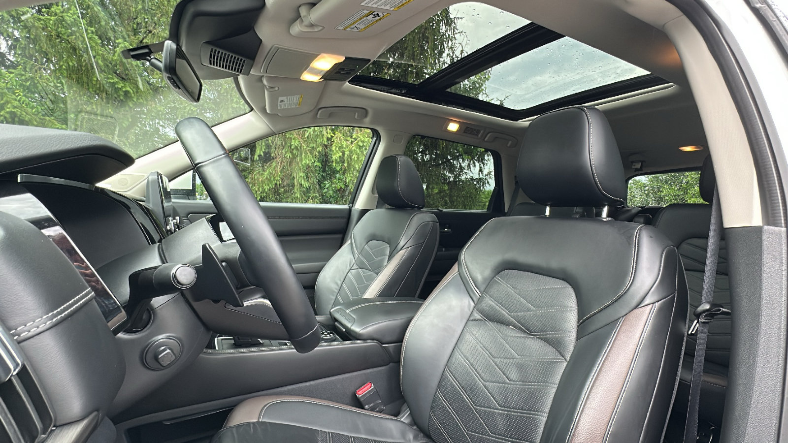 Certified 2023 Nissan Pathfinder Platinum image 13