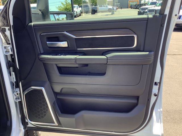 New 2026 RAM 2500 Laramie w/ Night Edition AWD/4WD image 44