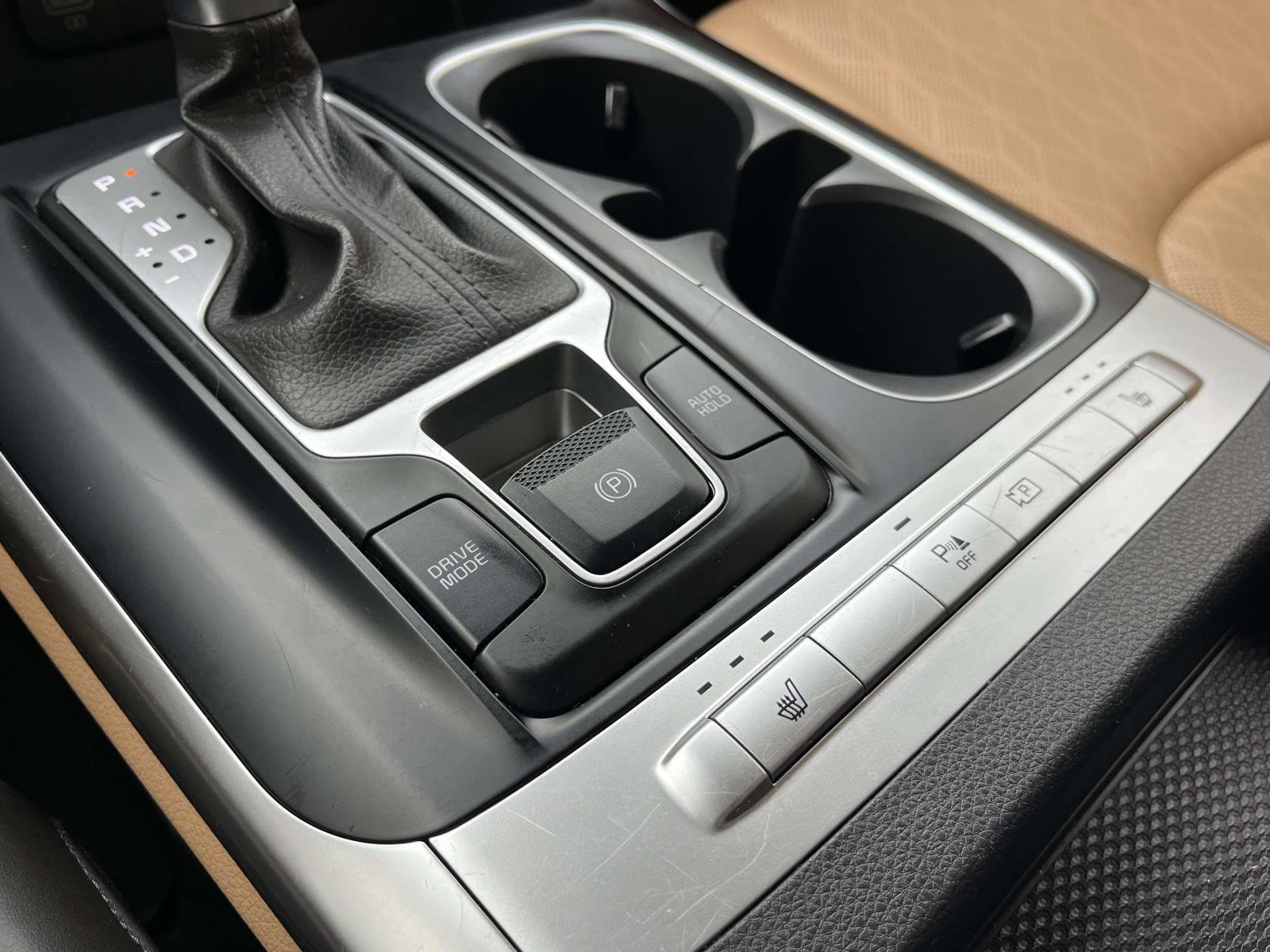 Certified 2024 Kia Carnival LX image 35