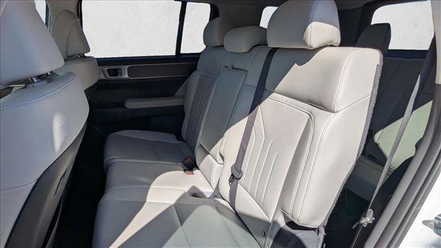 Used 2024 Hyundai Santa Fe SEL AWD/4WD image 22