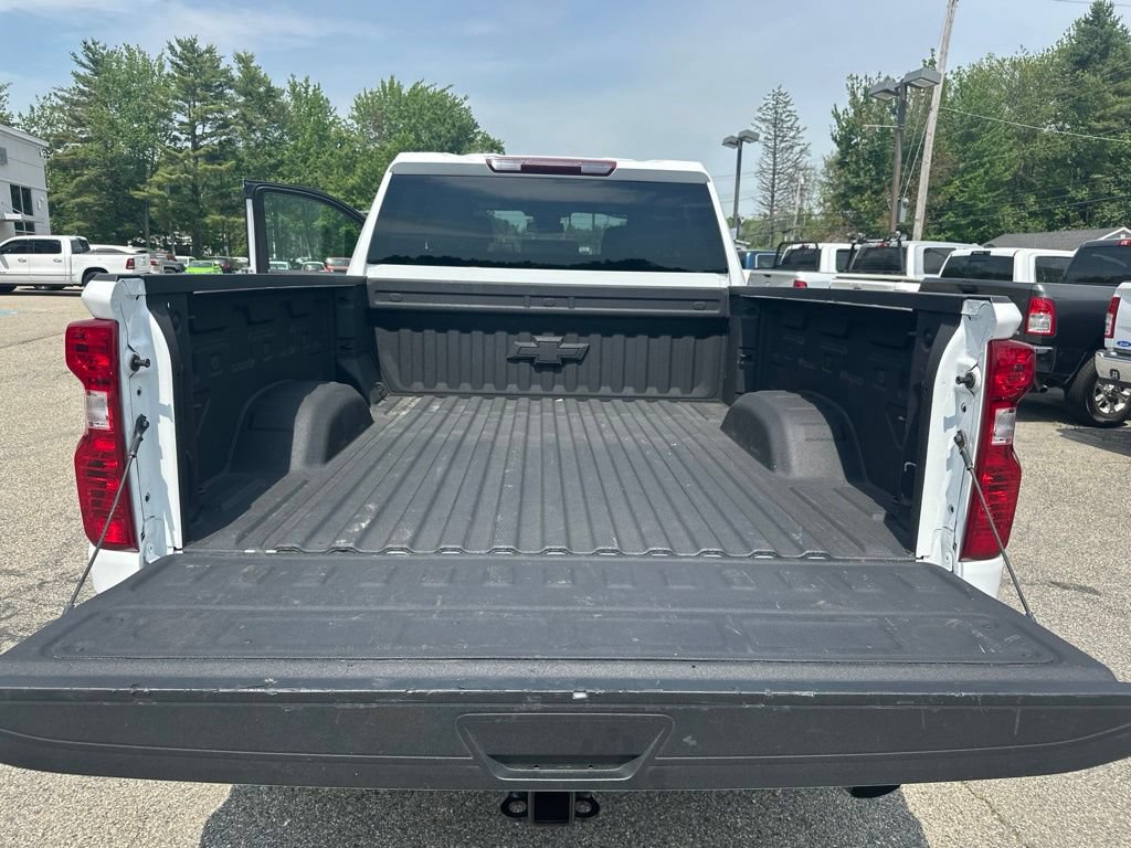 Used 2024 Chevrolet Silverado 2500 LT w/ Convenience Package AWD/4WD image 32