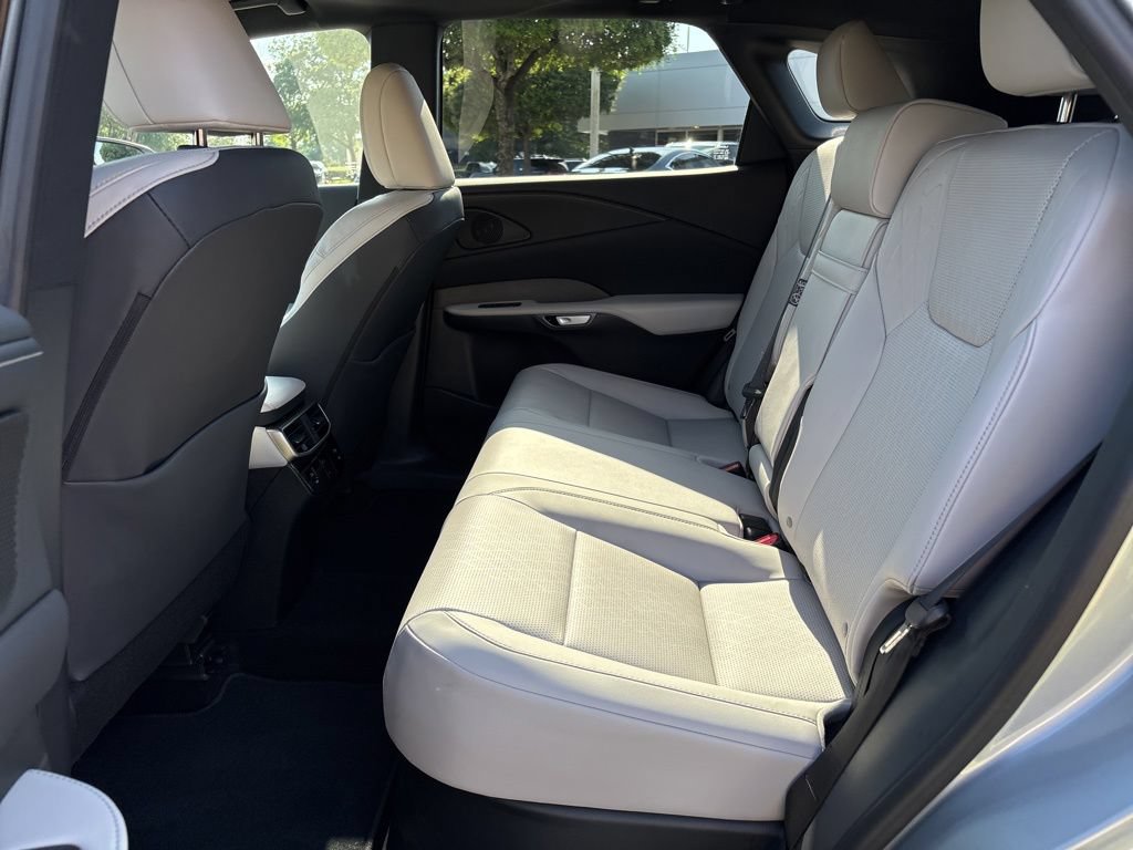 Certified 2025 Lexus RX 350 FWD image 24