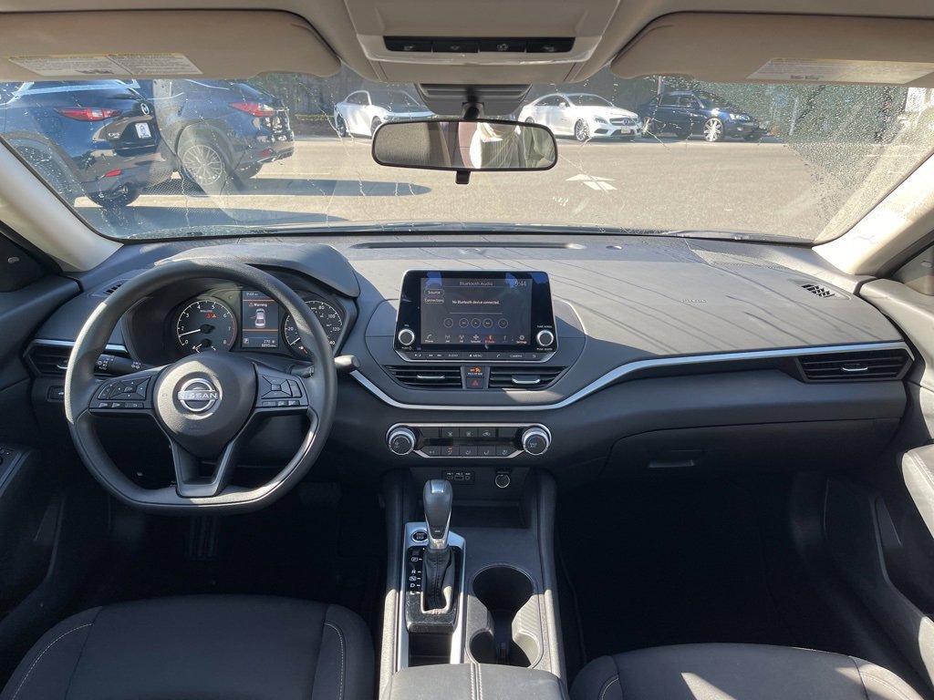 Used 2025 Nissan Altima 2.5 S image 8