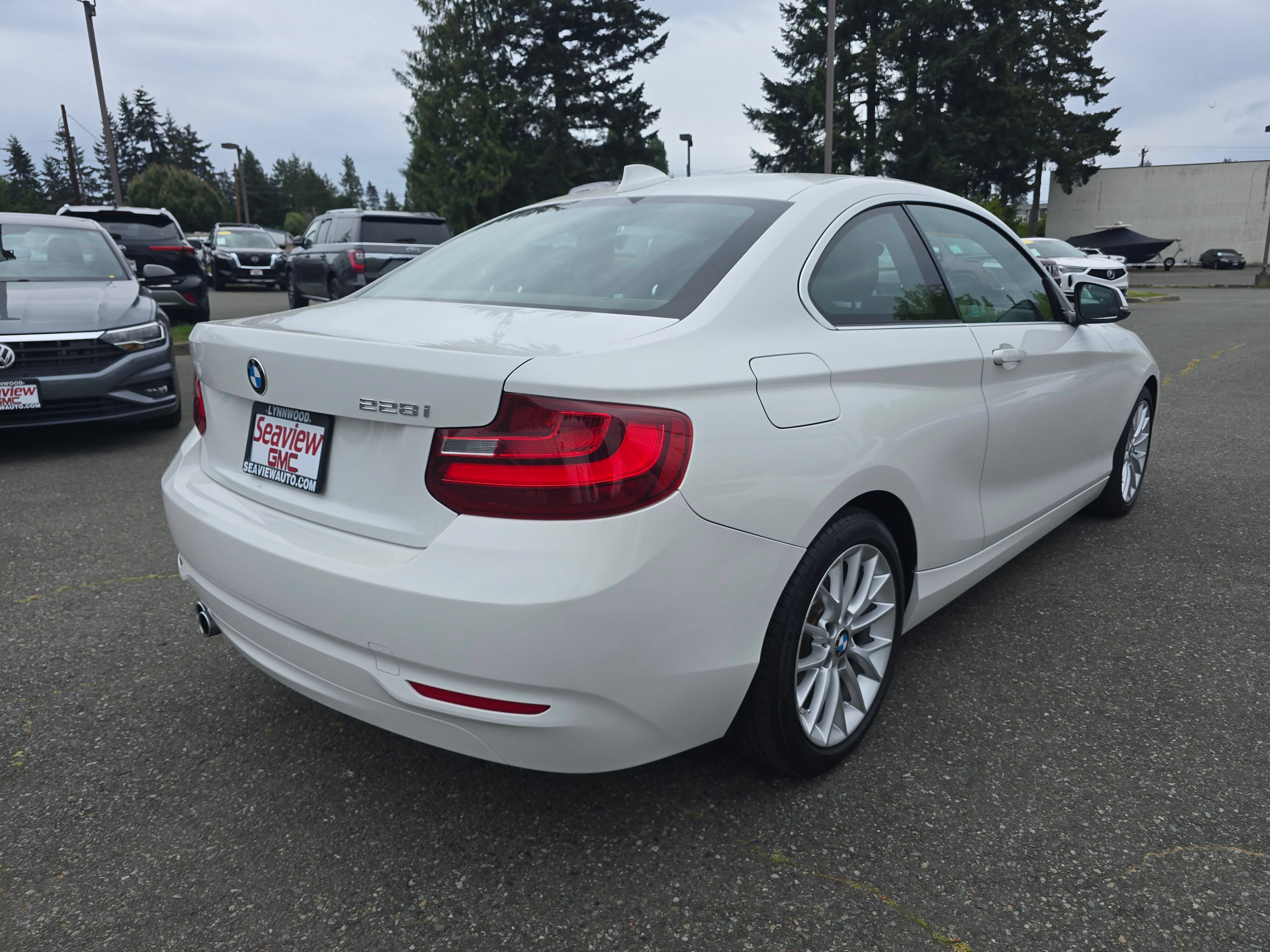 Used 2014 BMW 228i Coupe RWD image 3