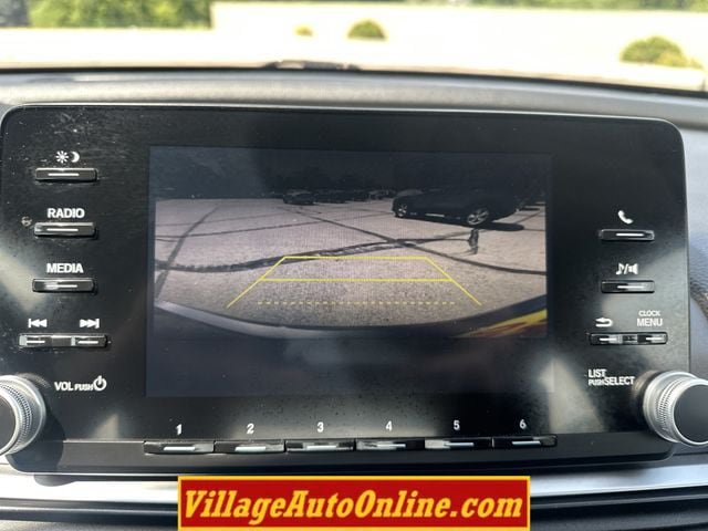 Used 2018 Honda Accord LX image 16