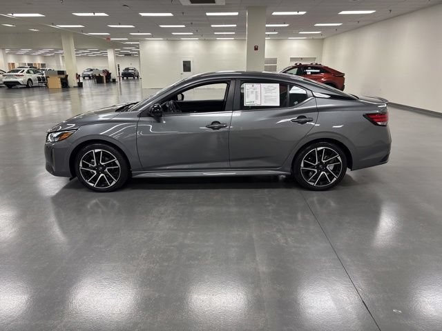 Used 2024 Nissan Sentra SR FWD image 4