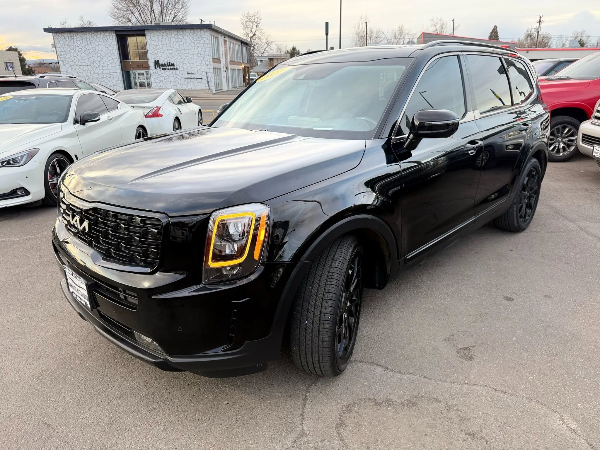 Used 2022 Kia Telluride SX w/ SX Prestige Package image 5