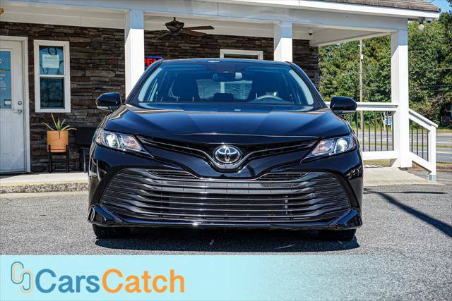 Used 2018 Toyota Camry LE w/ Moonroof Package FWD image 8