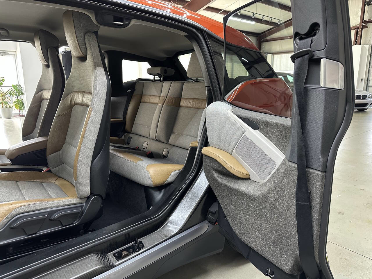 Used 2015 BMW i3 Base 4dr Hatchback RWD image 12