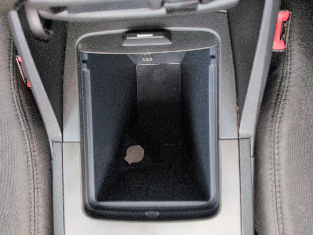 Used 2012 Chevrolet Traverse LT FWD image 22