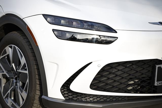 Certified 2025 Genesis GV60 Advanced image 2