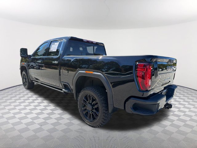Used 2022 GMC Sierra 2500 Denali w/ Denali Black Diamond Edition AWD/4WD image 7