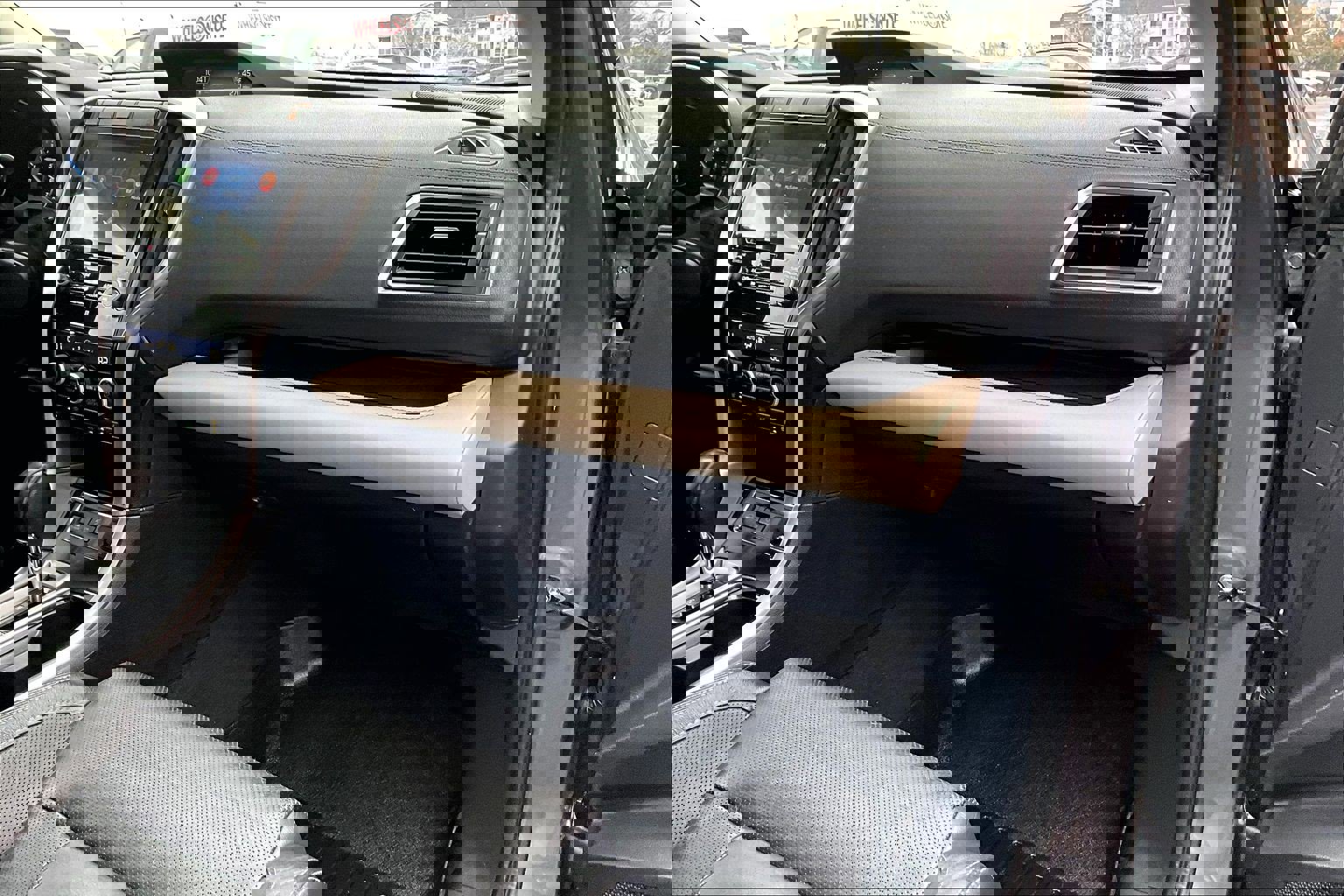 Used 2020 Subaru Ascent Limited w/ Technology Package image 15