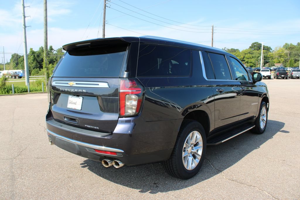 Used 2024 Chevrolet Suburban Premier RWD image 18
