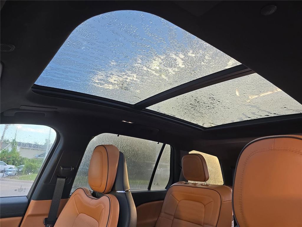 New 2025 Lincoln Aviator Black Label image 30