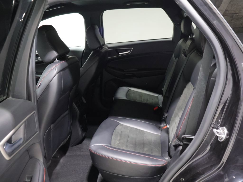 Used 2024 Ford Edge ST-Line AWD/4WD image 18