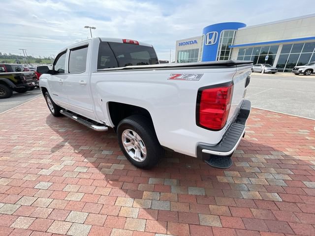 Used 2017 Chevrolet Silverado 1500 LT w/ All Star Edition AWD/4WD image 29