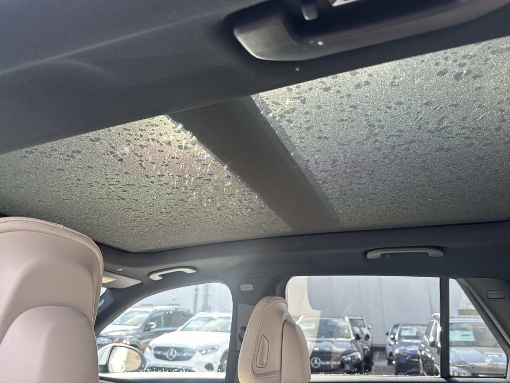 Used 2026 Mercedes-Benz GLC 300 4MATIC image 8