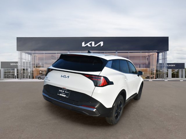 New 2027 Kia Sportage LX FWD image 4