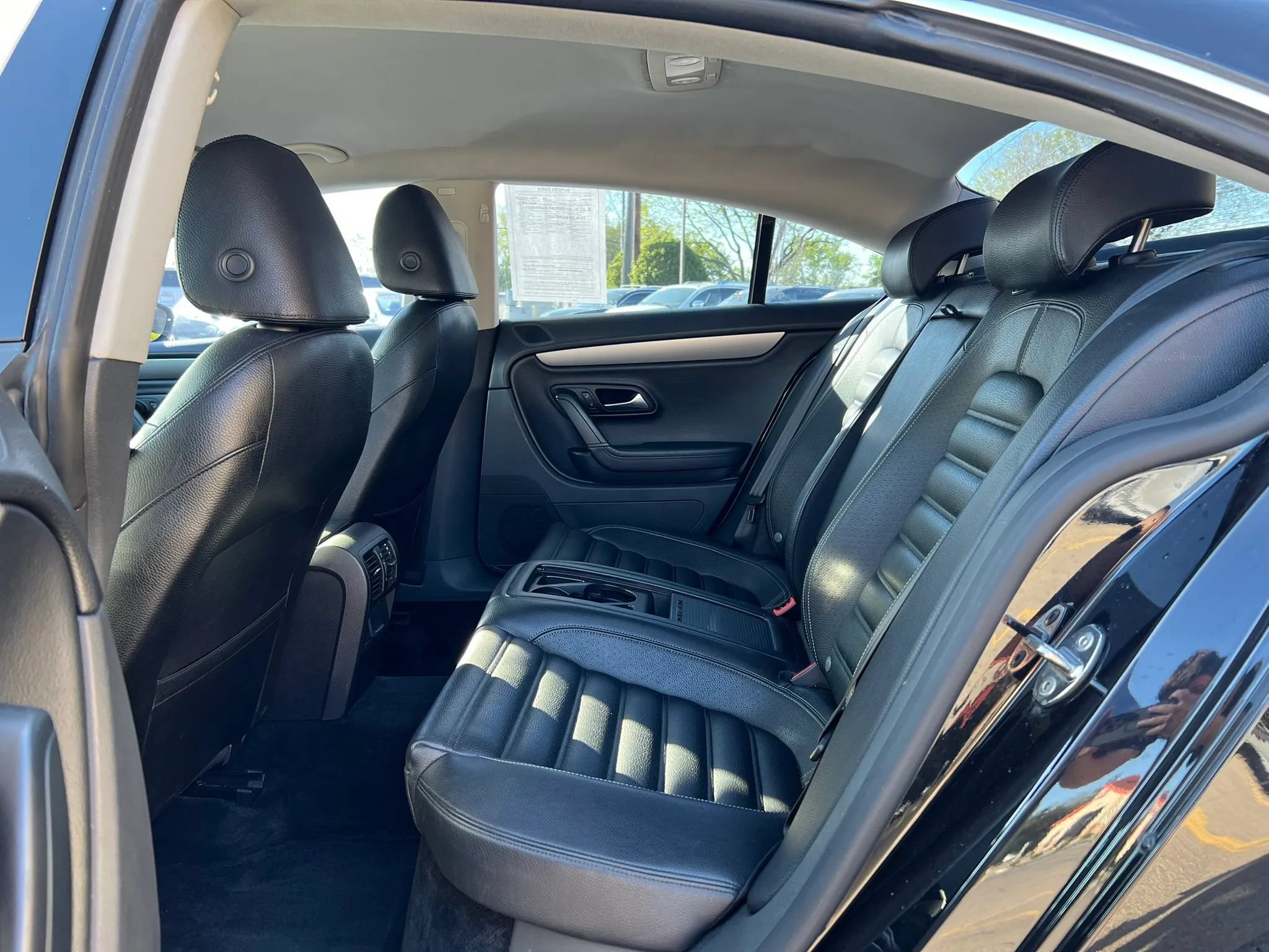 Used 2009 Volkswagen CC Sport FWD image 26