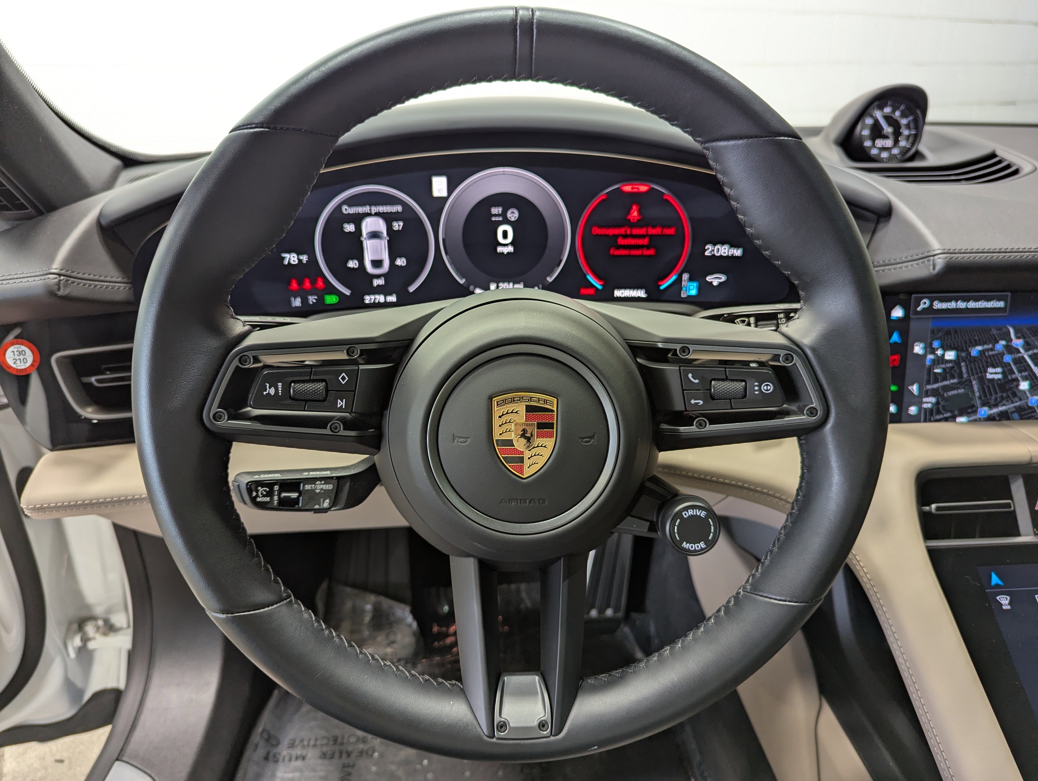 Used 2025 Porsche Taycan image 37