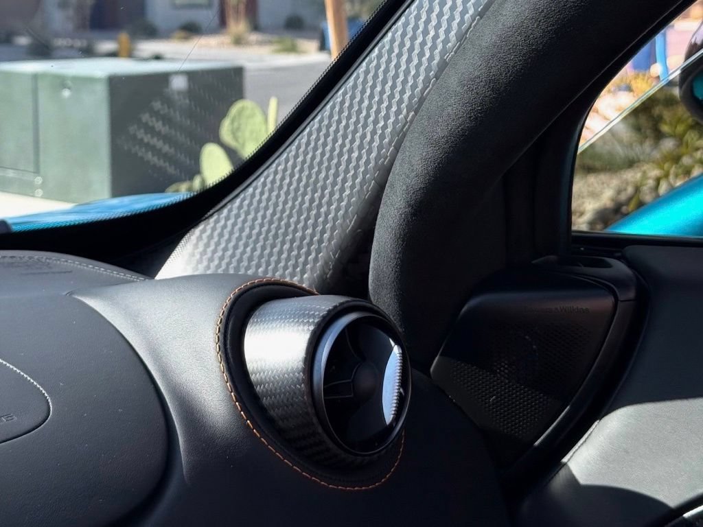 Used 2024 McLaren 750S Spider RWD image 29