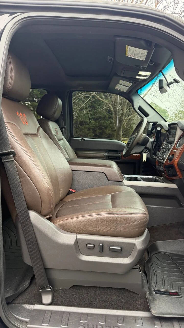 Used 2015 Ford F250 King Ranch w/ King Ranch w/Chrome Package image 29