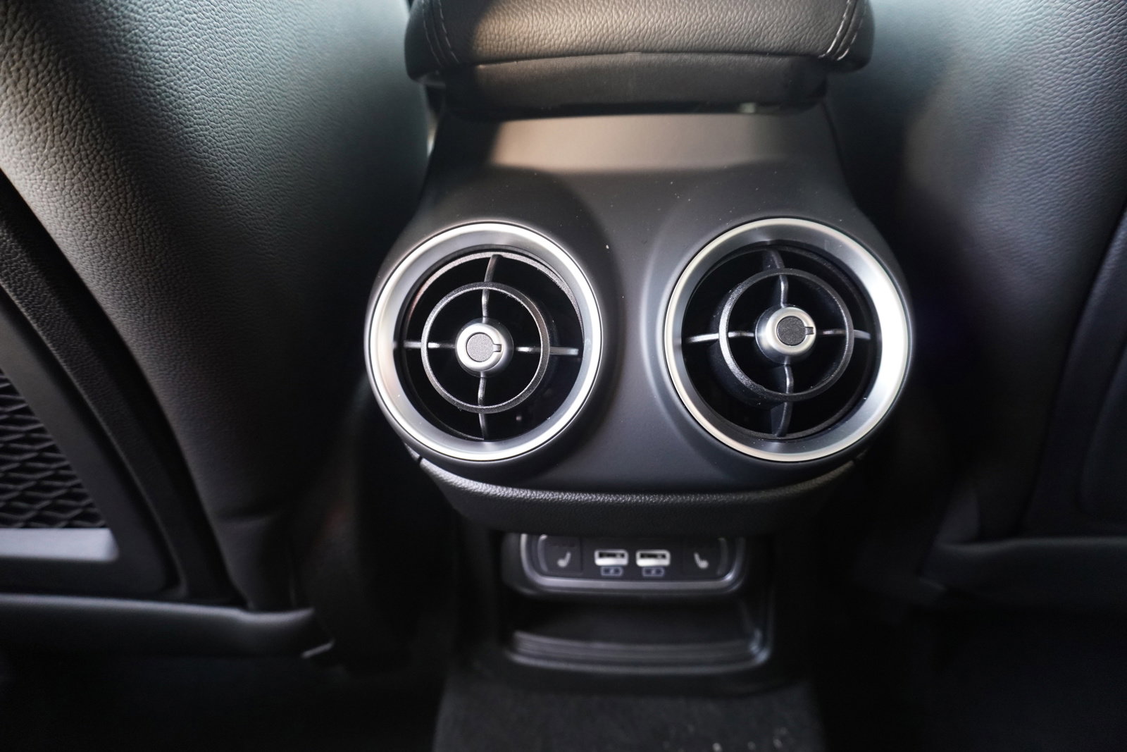 New 2025 Alfa Romeo Stelvio Sprint w/ Veloce Package image 14