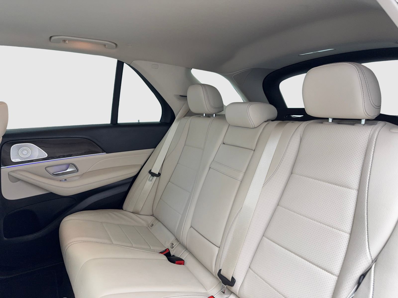 Used 2021 Mercedes-Benz GLE 350 4MATIC w/ Premium Package image 37