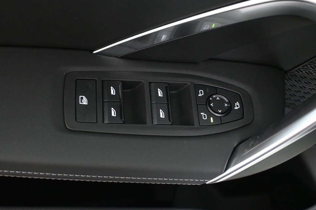 New 2027 BMW X1 xDrive28i AWD/4WD image 26