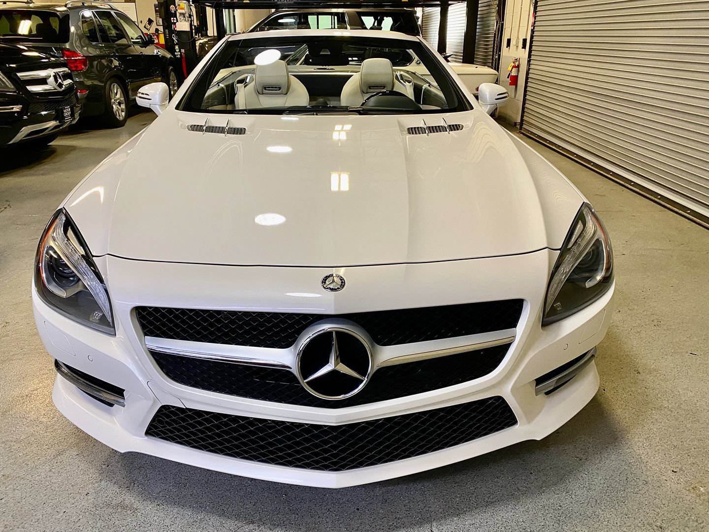 Used 2014 Mercedes-Benz SL 550 image 3