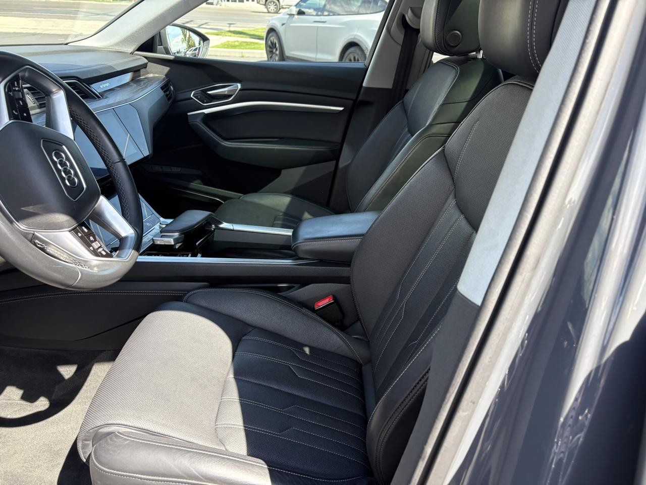 Used 2024 Audi Q8 e-tron Prestige w/ Prestige Package AWD/4WD image 12