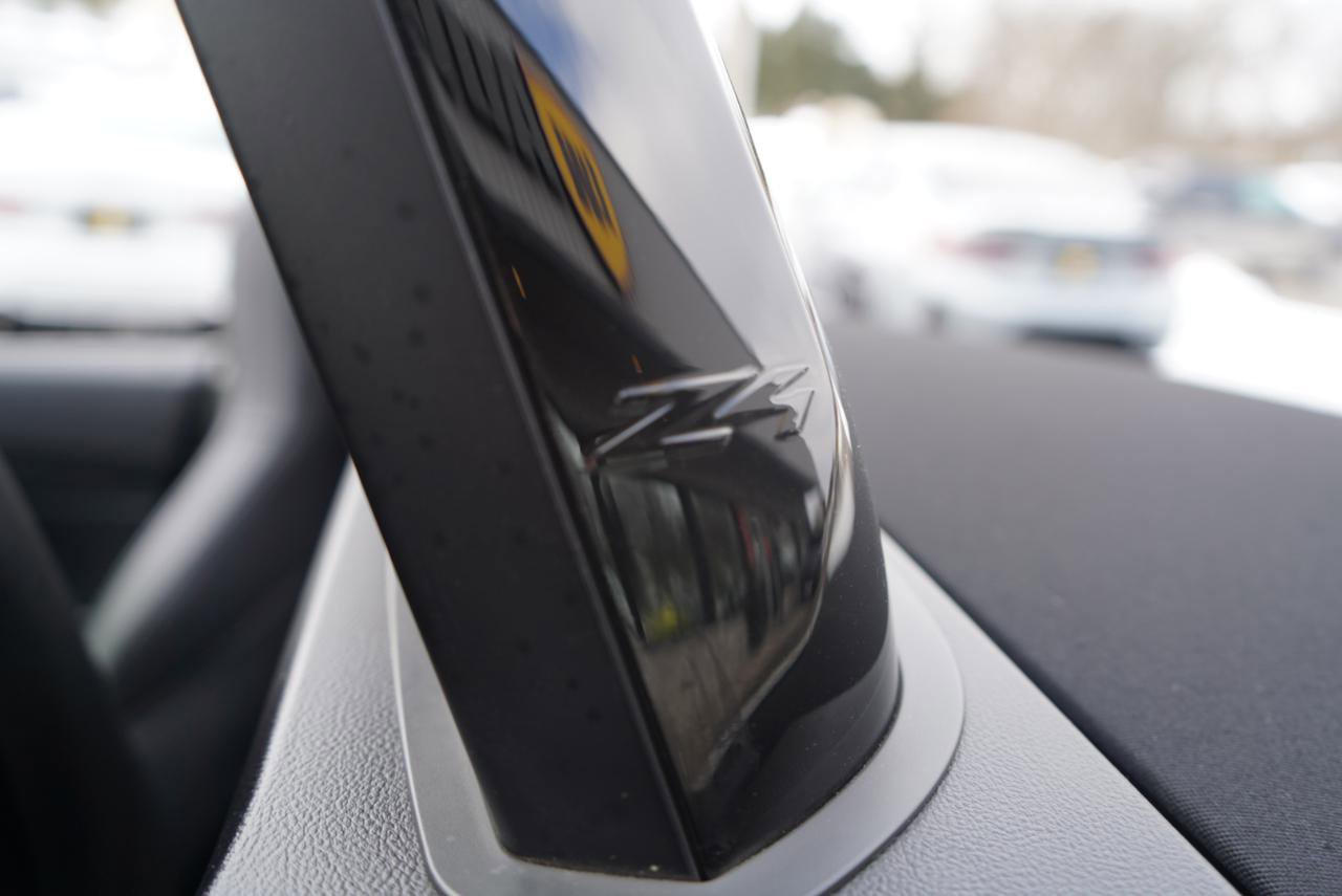 Used 2023 BMW Z4 sDrive30i w/ Premium Package image 38