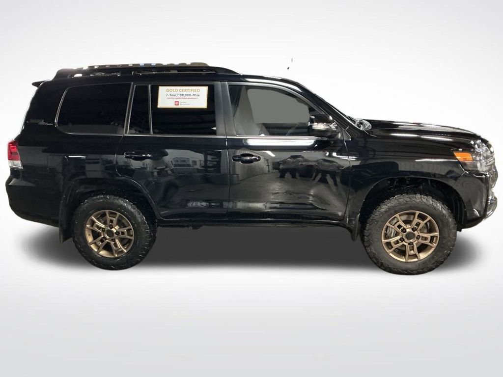 Certified 2021 Toyota Land Cruiser Heritage Edition image 6