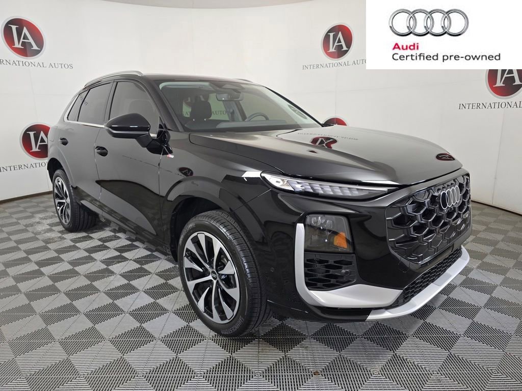 Certified 2026 Audi Q3 quattro 2.0T AWD/4WD image 1
