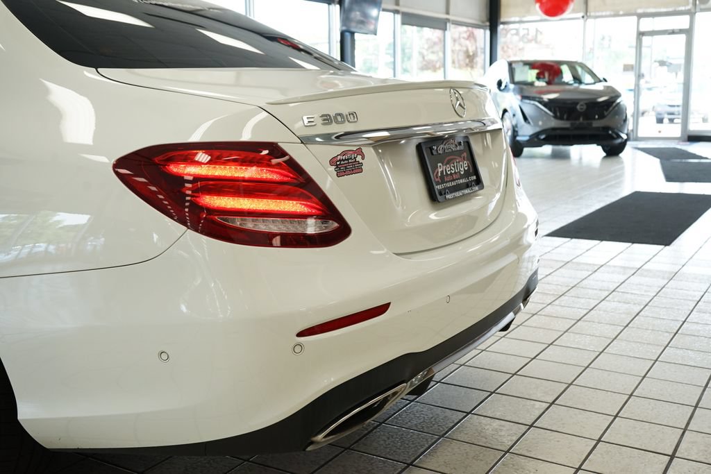 Used 2019 Mercedes-Benz E 300 w/ Premium 1 Package image 14