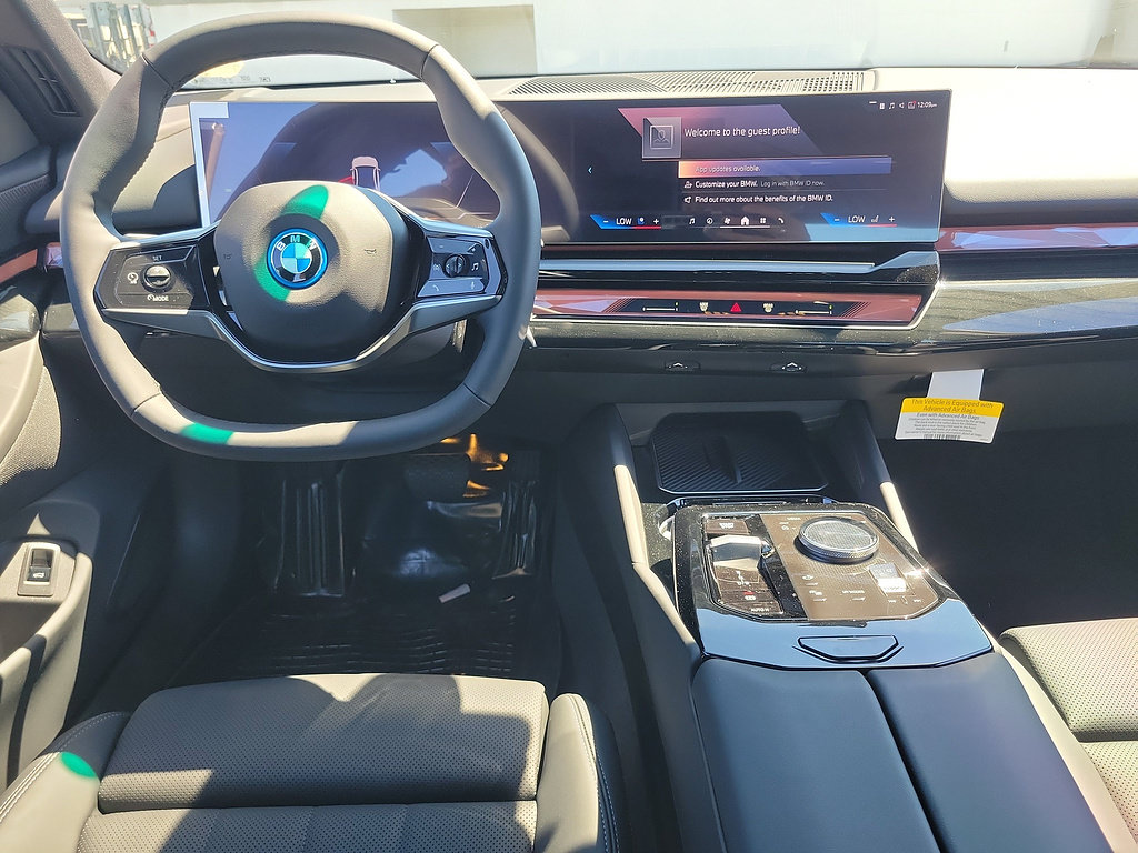 New 2026 BMW i5 eDrive40 w/ Convenience Package RWD image 11