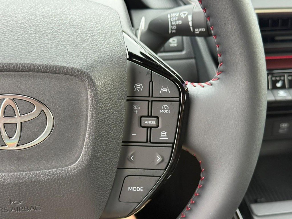 New 2026 Toyota Prius Plug-In Hybrid FWD image 16