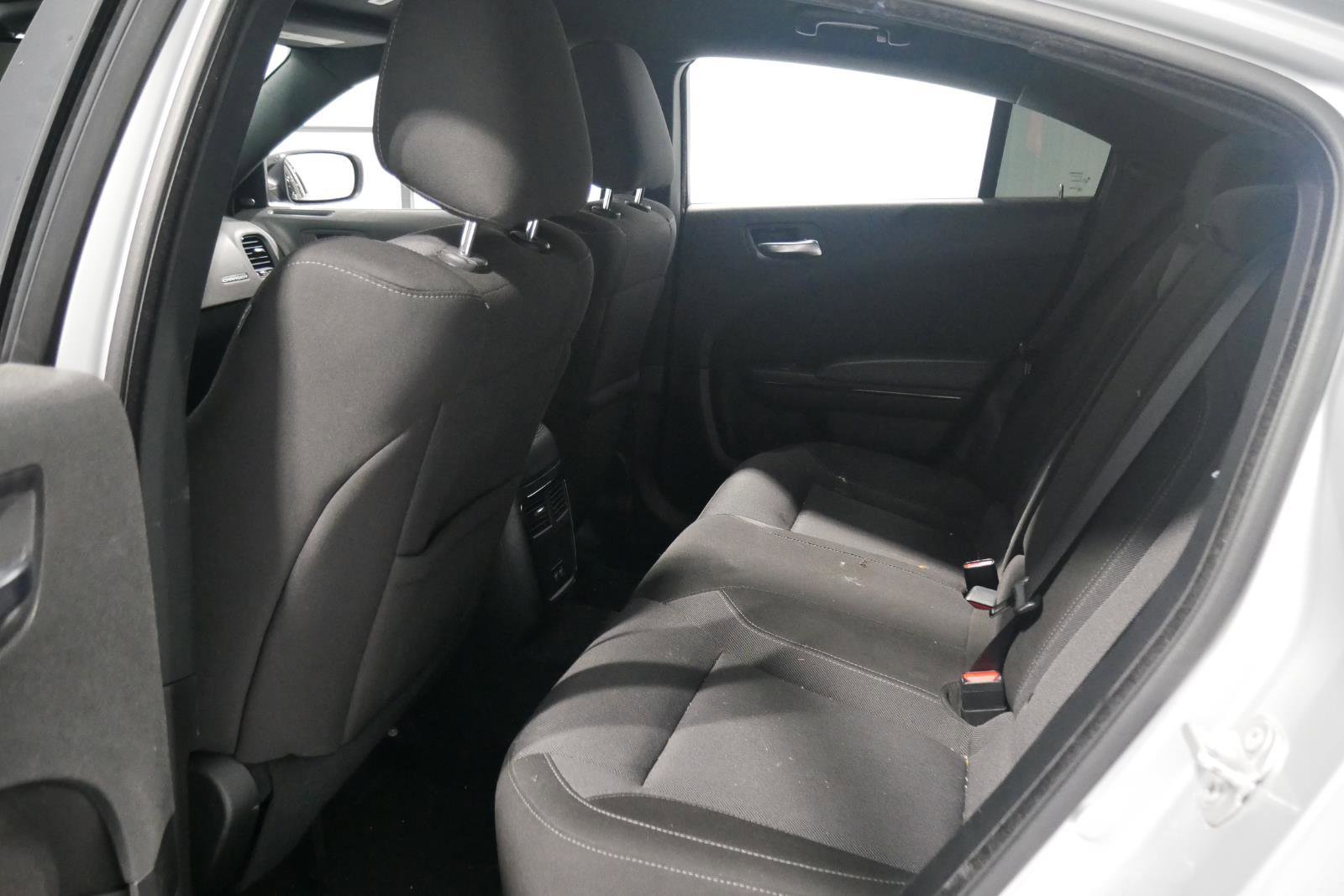 Used 2022 Dodge Charger SXT w/ Blacktop Package image 12