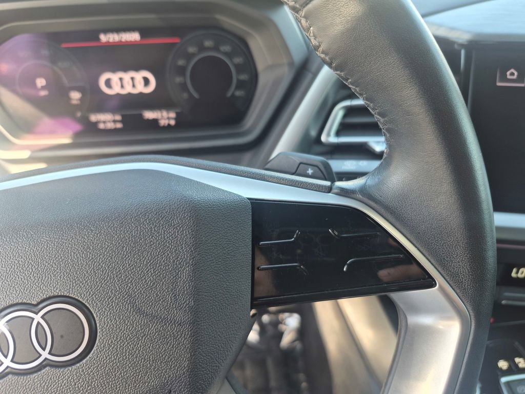 Used 2023 Audi Q4 e-tron Prestige AWD/4WD image 13