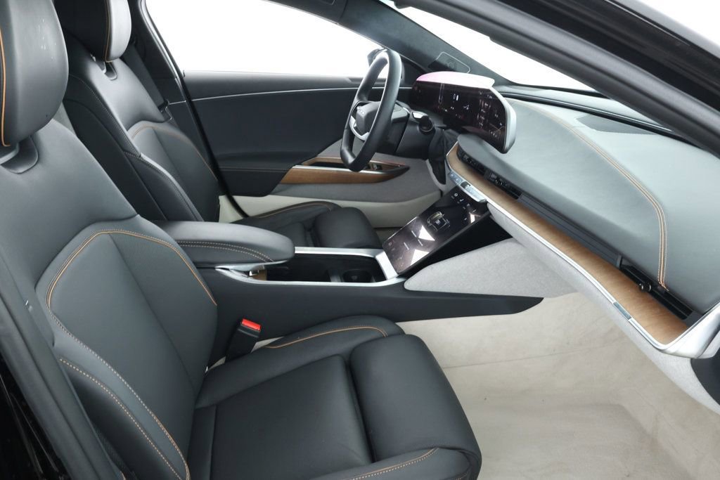 Used 2023 Lucid Air Touring image 24