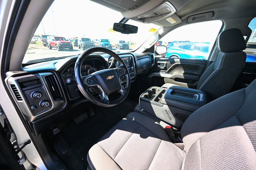 Used 2018 Chevrolet Silverado 1500 LT w/ All Star Edition image 18