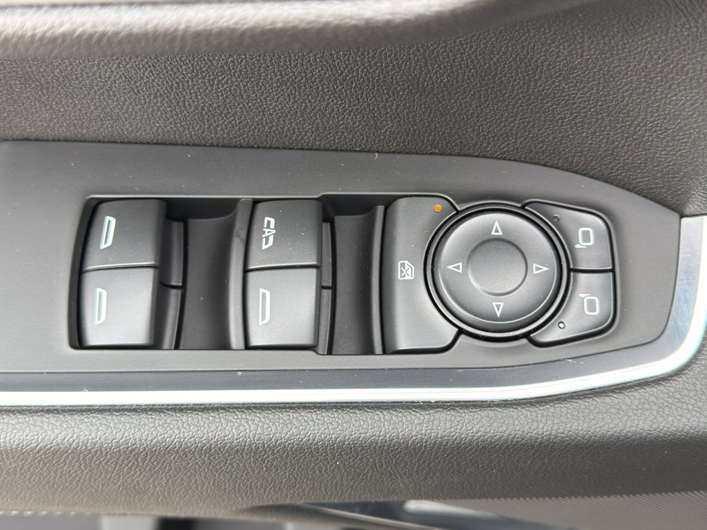 Used 2024 Chevrolet Silverado 1500 LT image 12