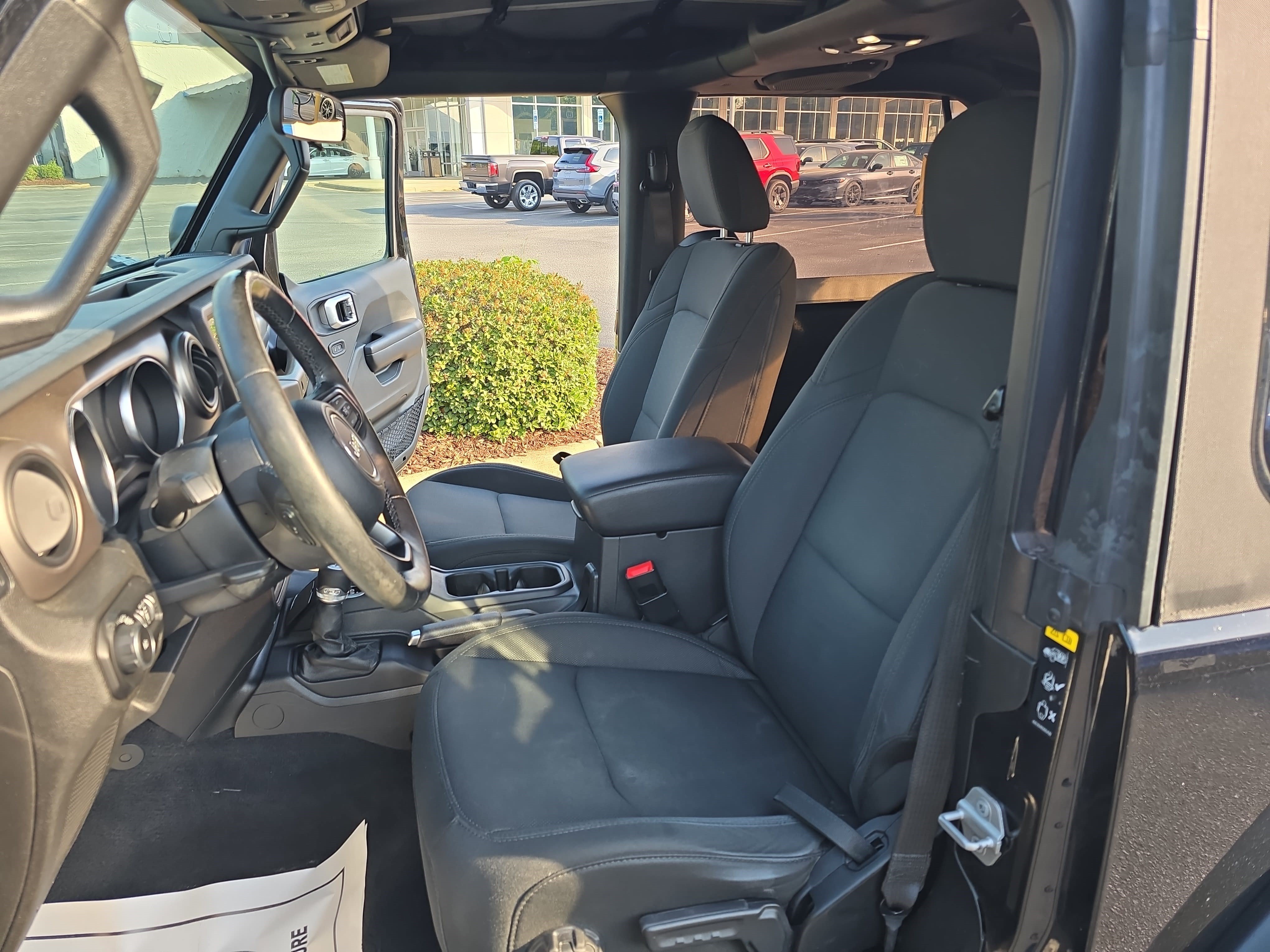 Used 2020 Jeep Wrangler Sport AWD/4WD image 13