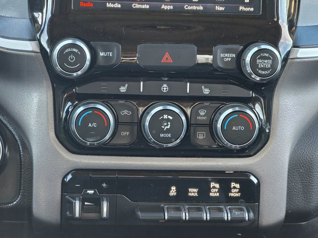 Used 2019 RAM 1500 Big Horn AWD/4WD image 13